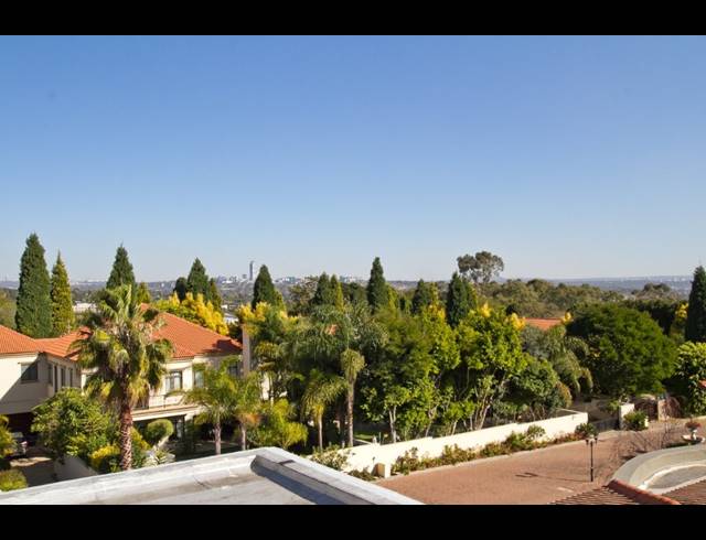 4 BEDROOM HOUSE FOR SALE IN KHYBER ROCK
